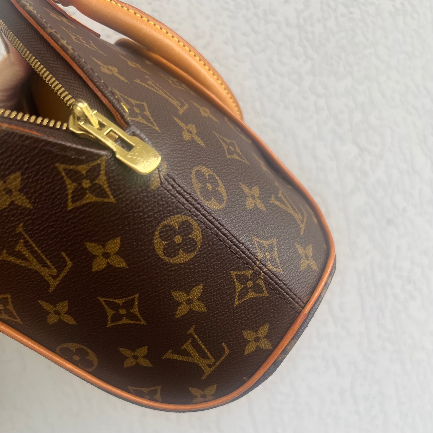 LOUIS VUITTON Ellipse PM Handbag