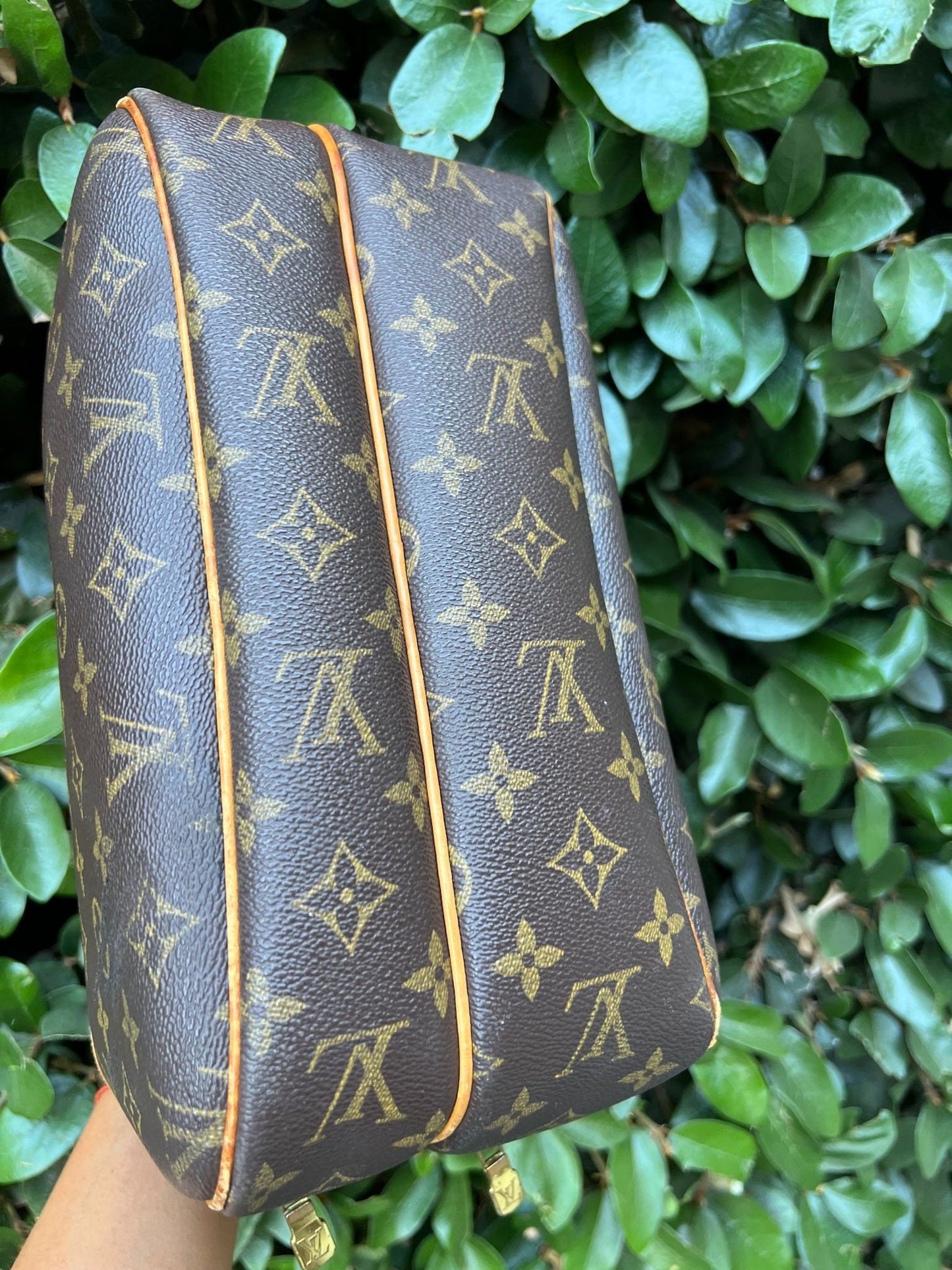 LOUIS VUITTON Reporter PM Bag