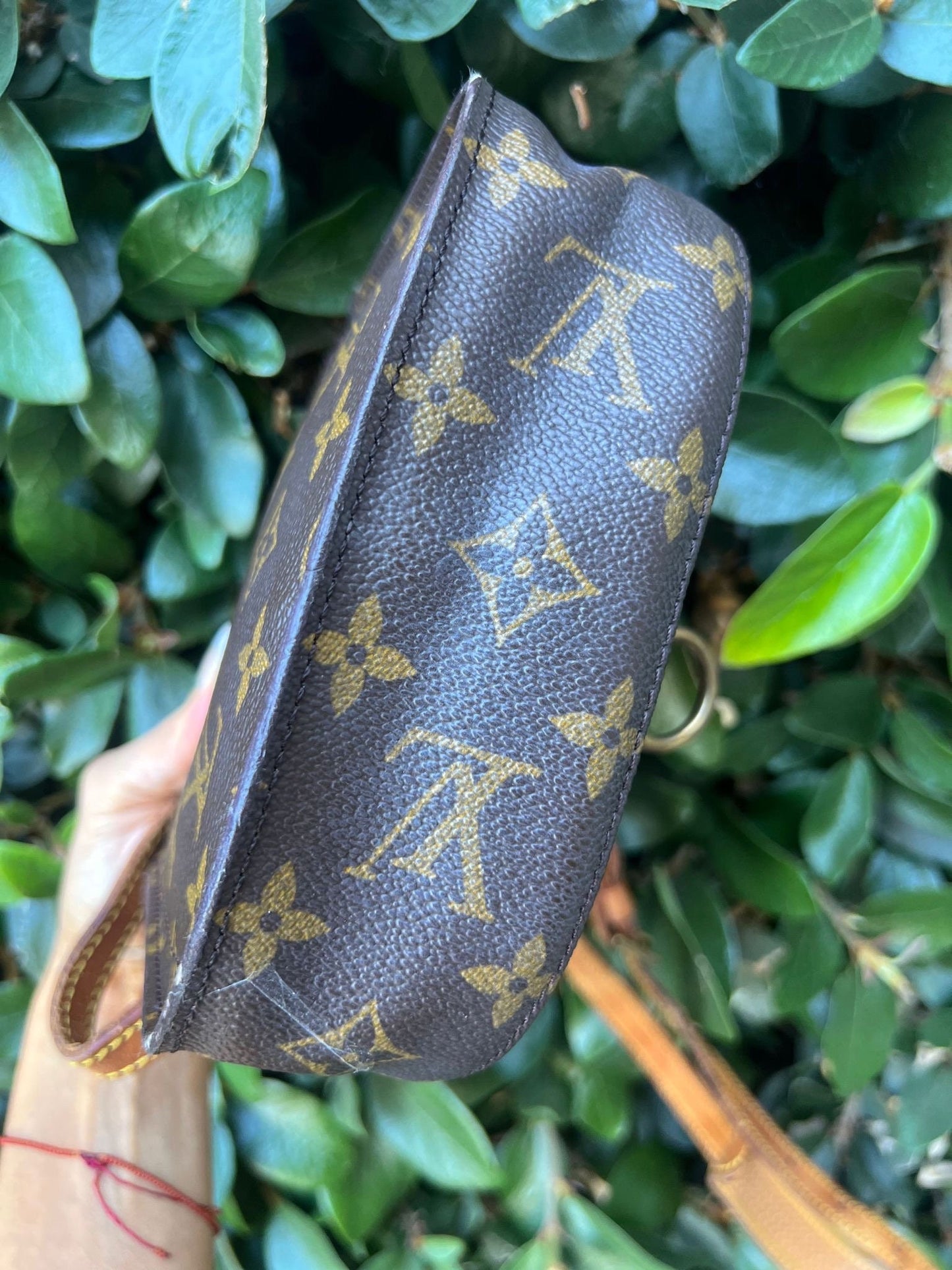 LOUIS VUITTON Saint Cloud PM Crossbody Bag