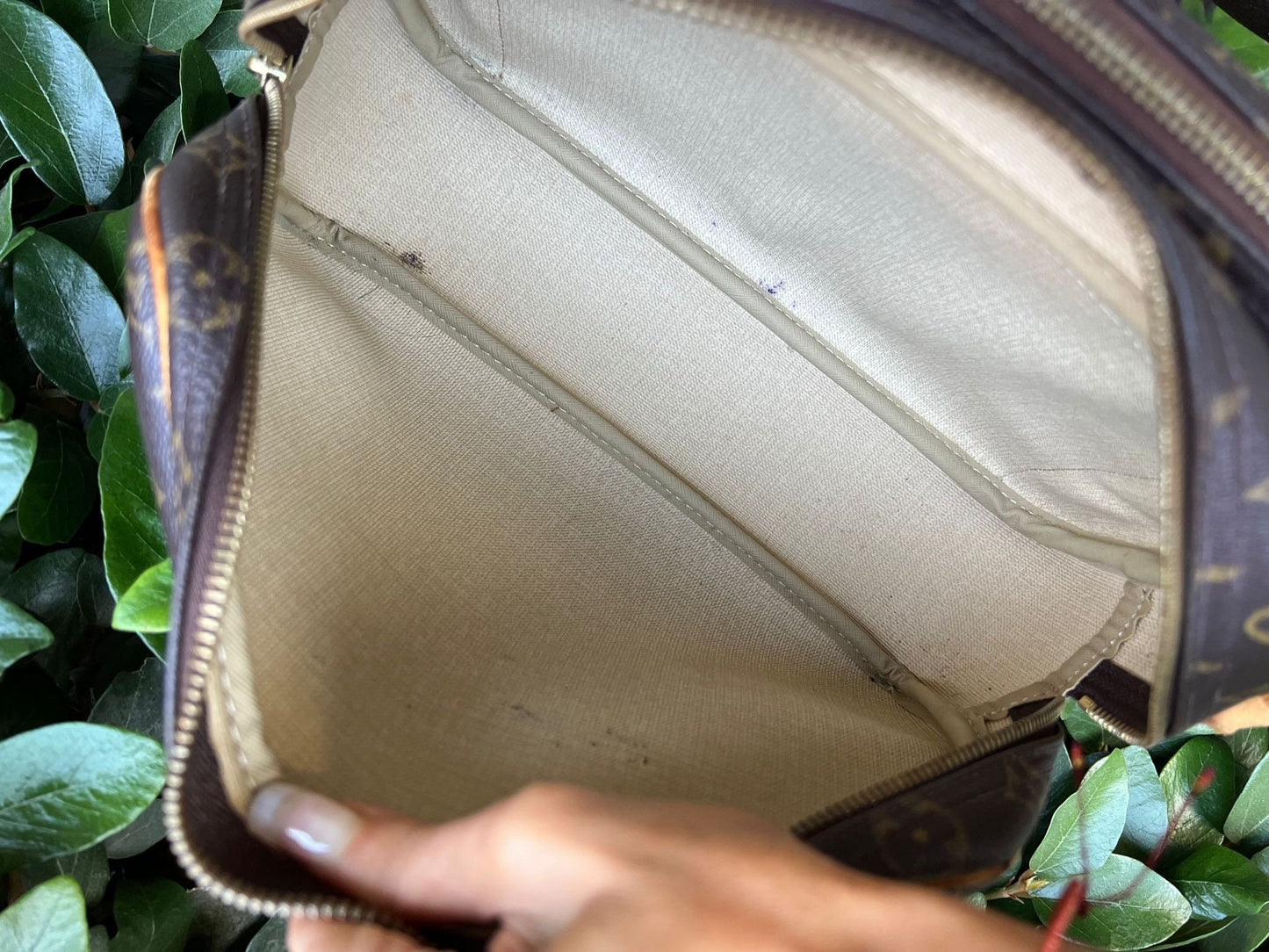 LOUIS VUITTON Reporter PM Bag