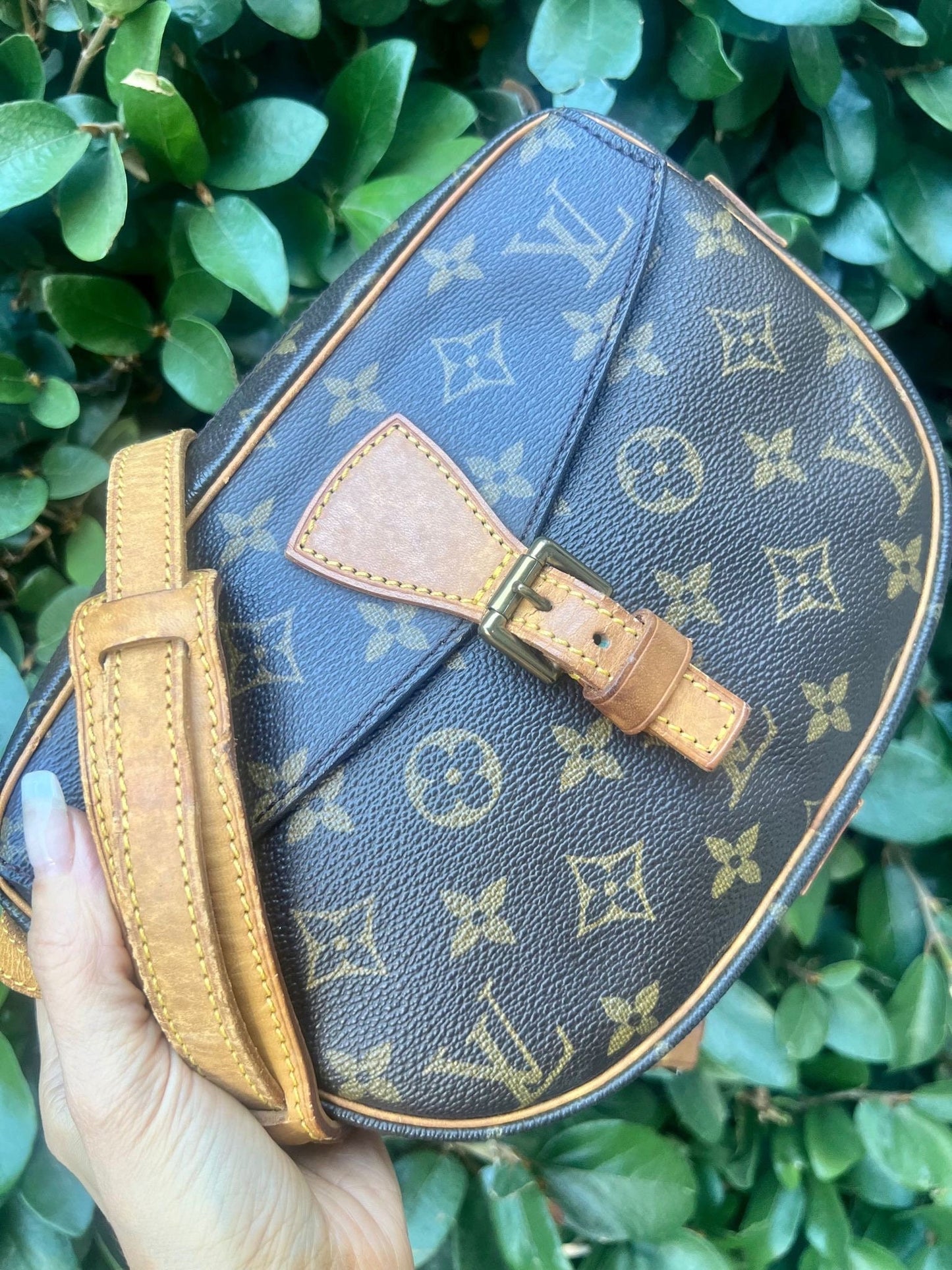 LOUIS VUITTON Jeune Fille Crossbody / Shoulder Bag