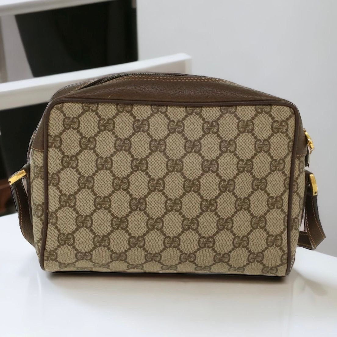 GUCCI Sherry Line Crossbody Bag