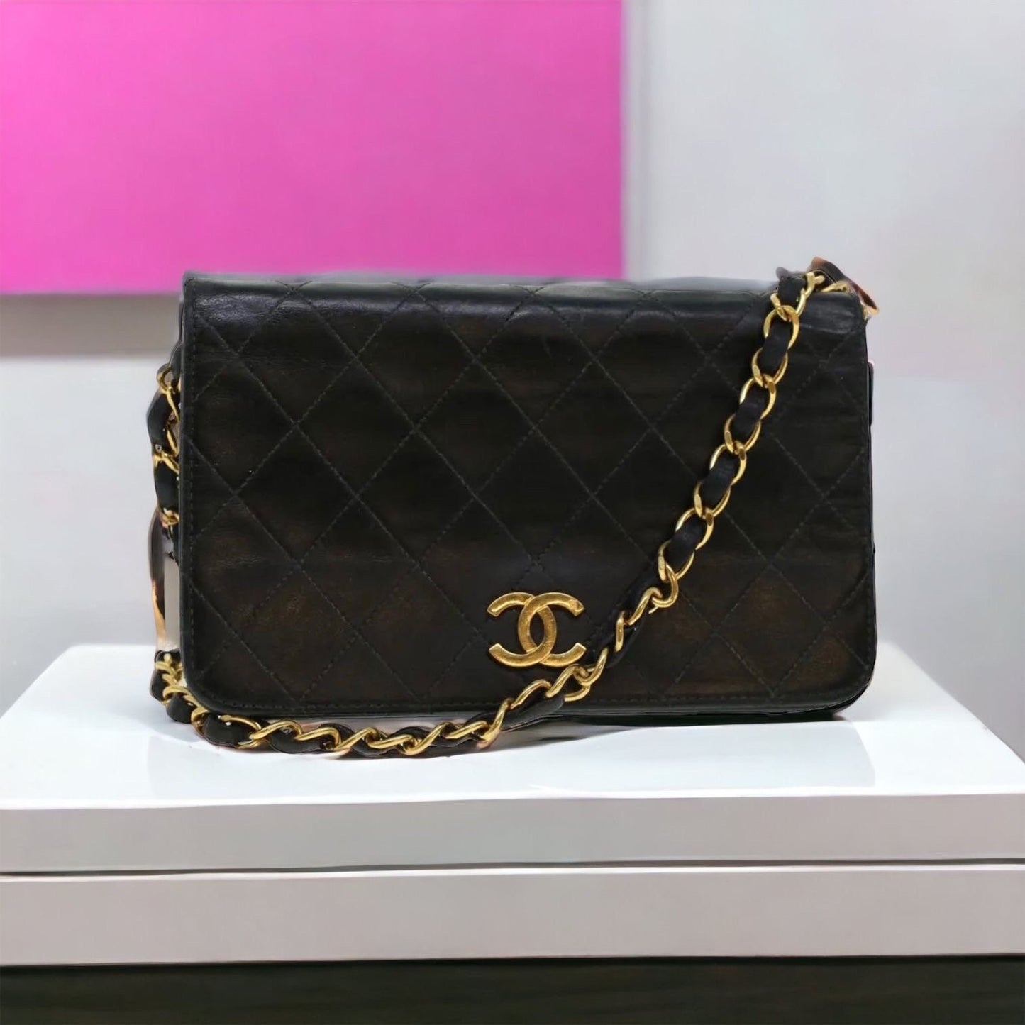 CHANEL Matelasse Lambskin Leather Bag