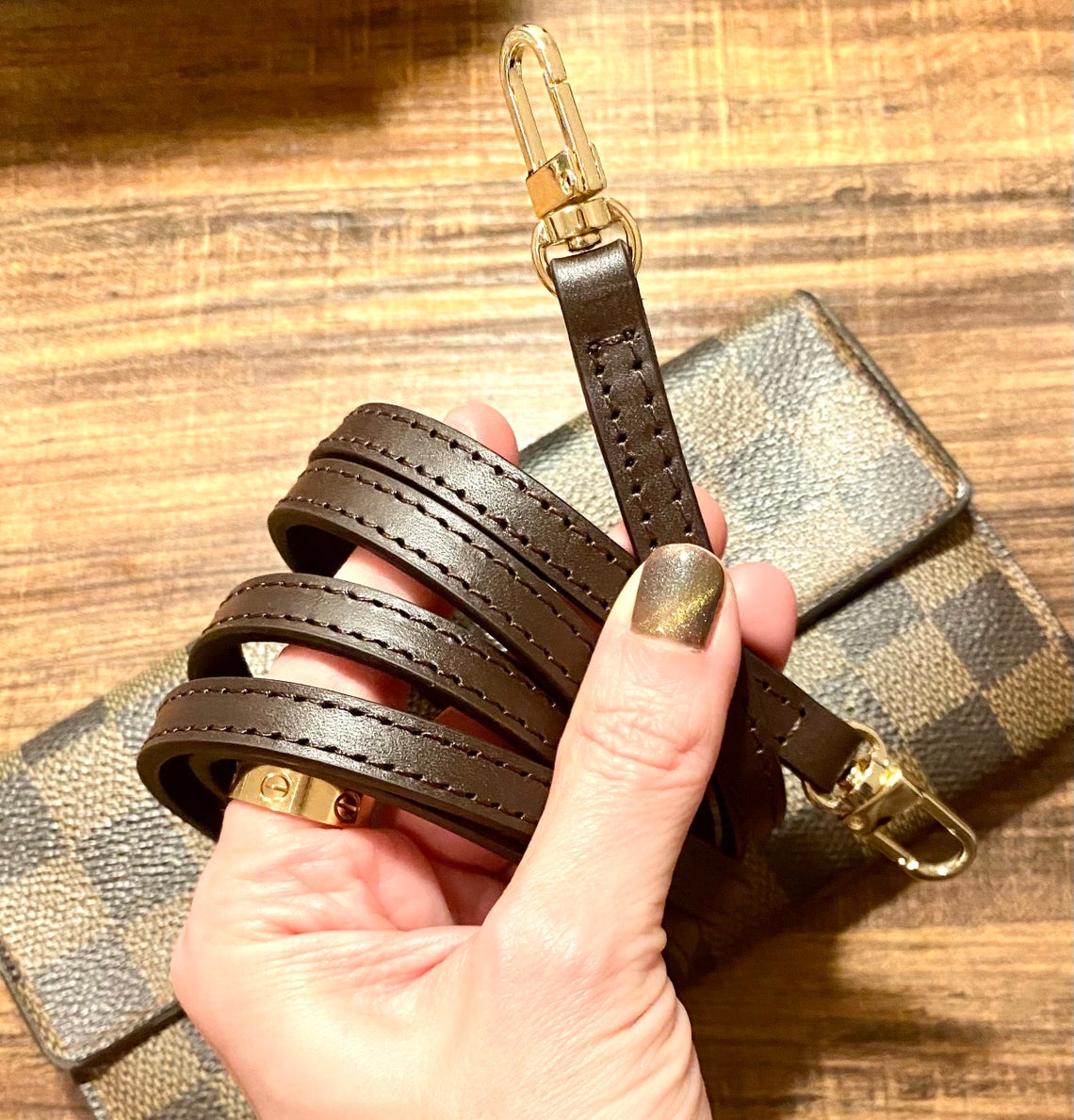 CROSSBODY LEATHER STRAP DARK BROWN EBENE
