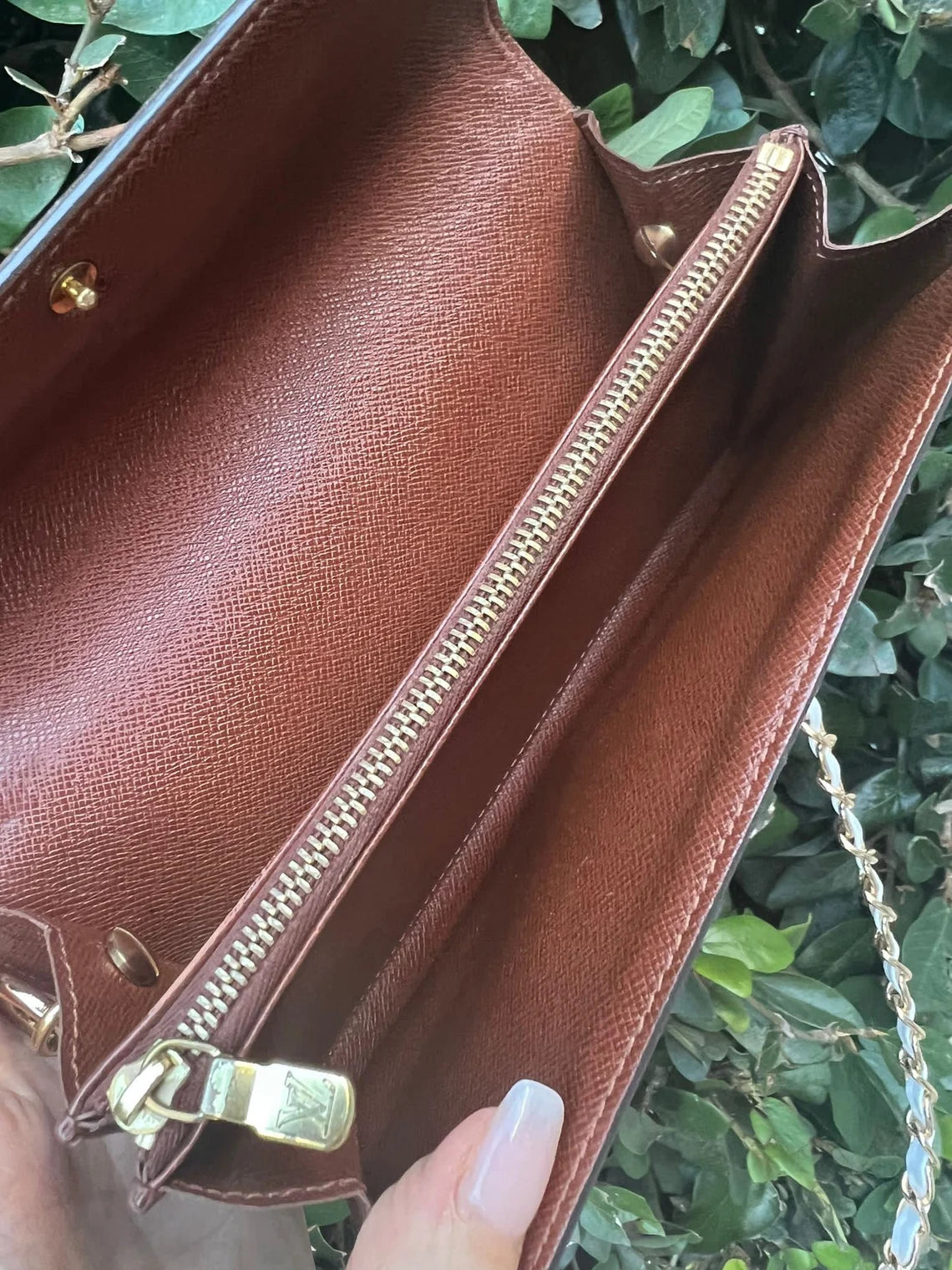LOUIS VUITTON AUTHENTIC VINTAGE Monogram Wallet