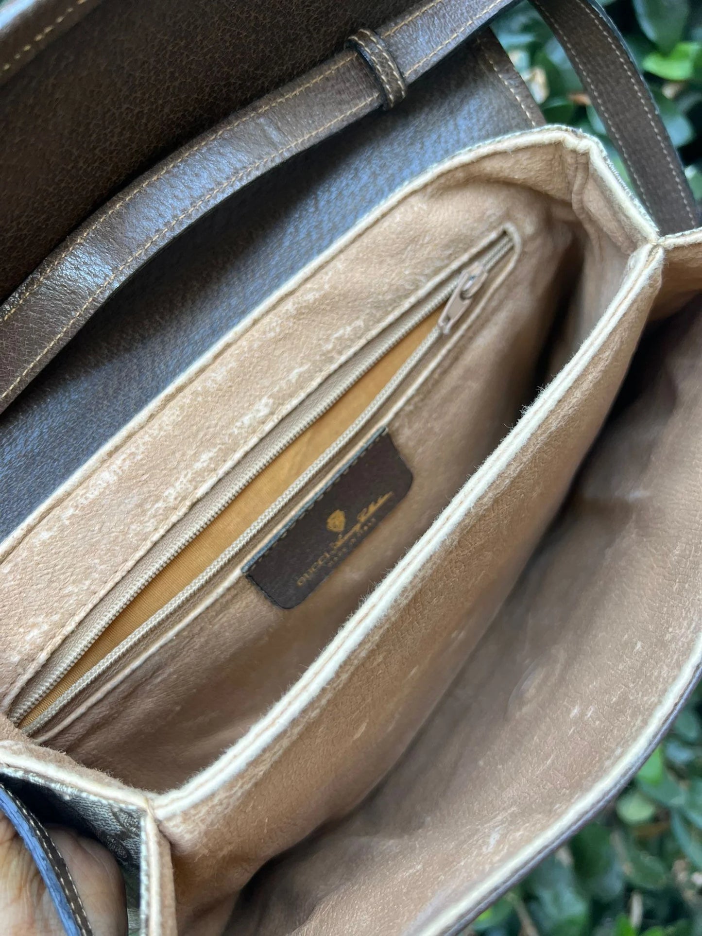 GUCCI CERTIFIED AUTHENTIC SHERRY LINE Crossbody Clutch