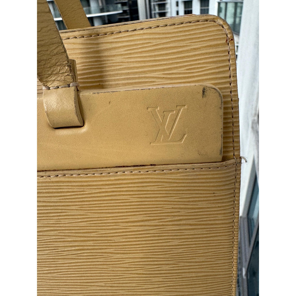 LOUIS VUITTON Epi Croisette Tote