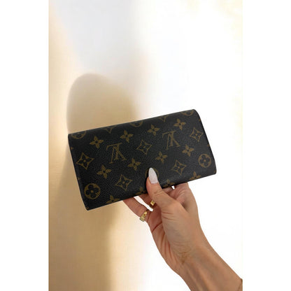 LOUIS VUITTON Sarah Wallet