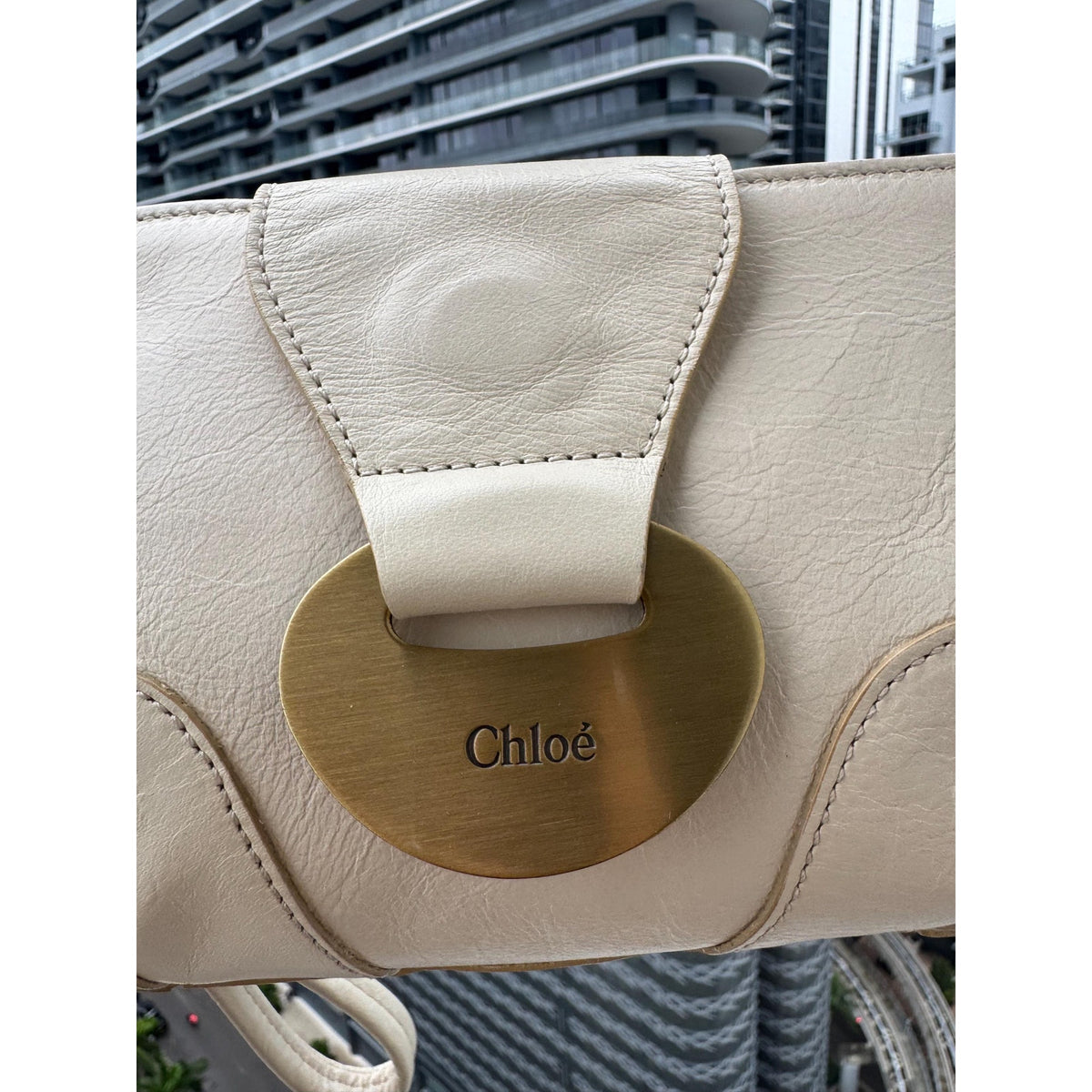 CHLOÉ Cream Leather Wristlet Clutch