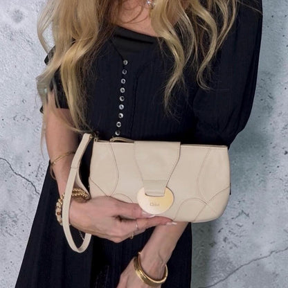 CHLOÉ Cream Leather Wristlet Clutch