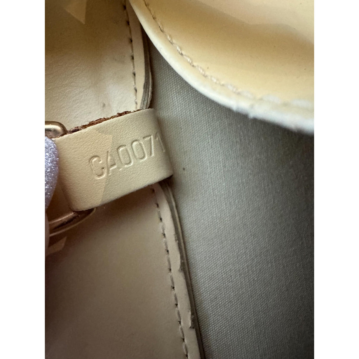 LOUIS VUITTON Epi Croisette Tote