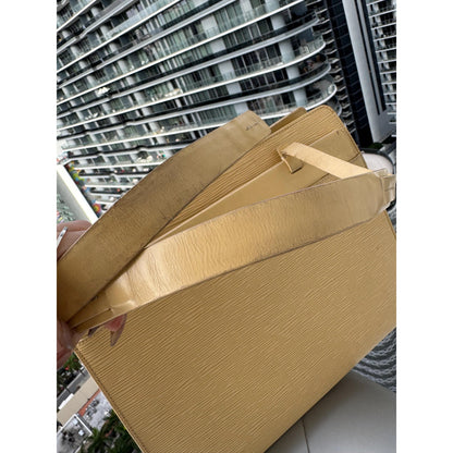 LOUIS VUITTON Epi Croisette Tote