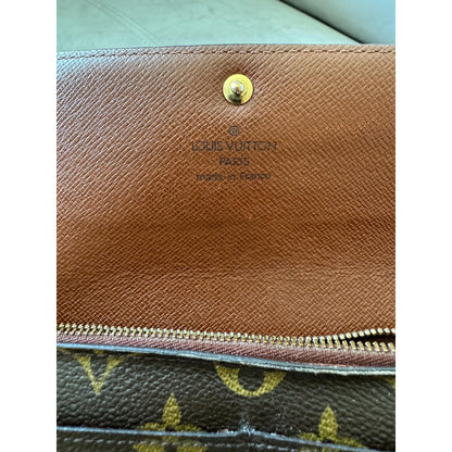 LOUIS VUITTON Monogram Sarah Wallet