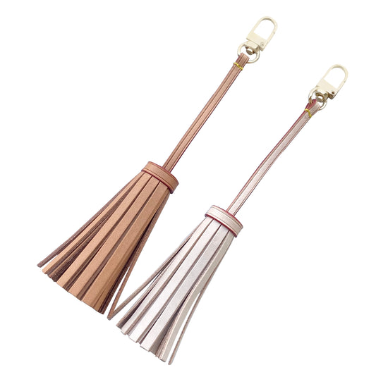 VACHETTA LEATHER LONG TASSEL CHARM