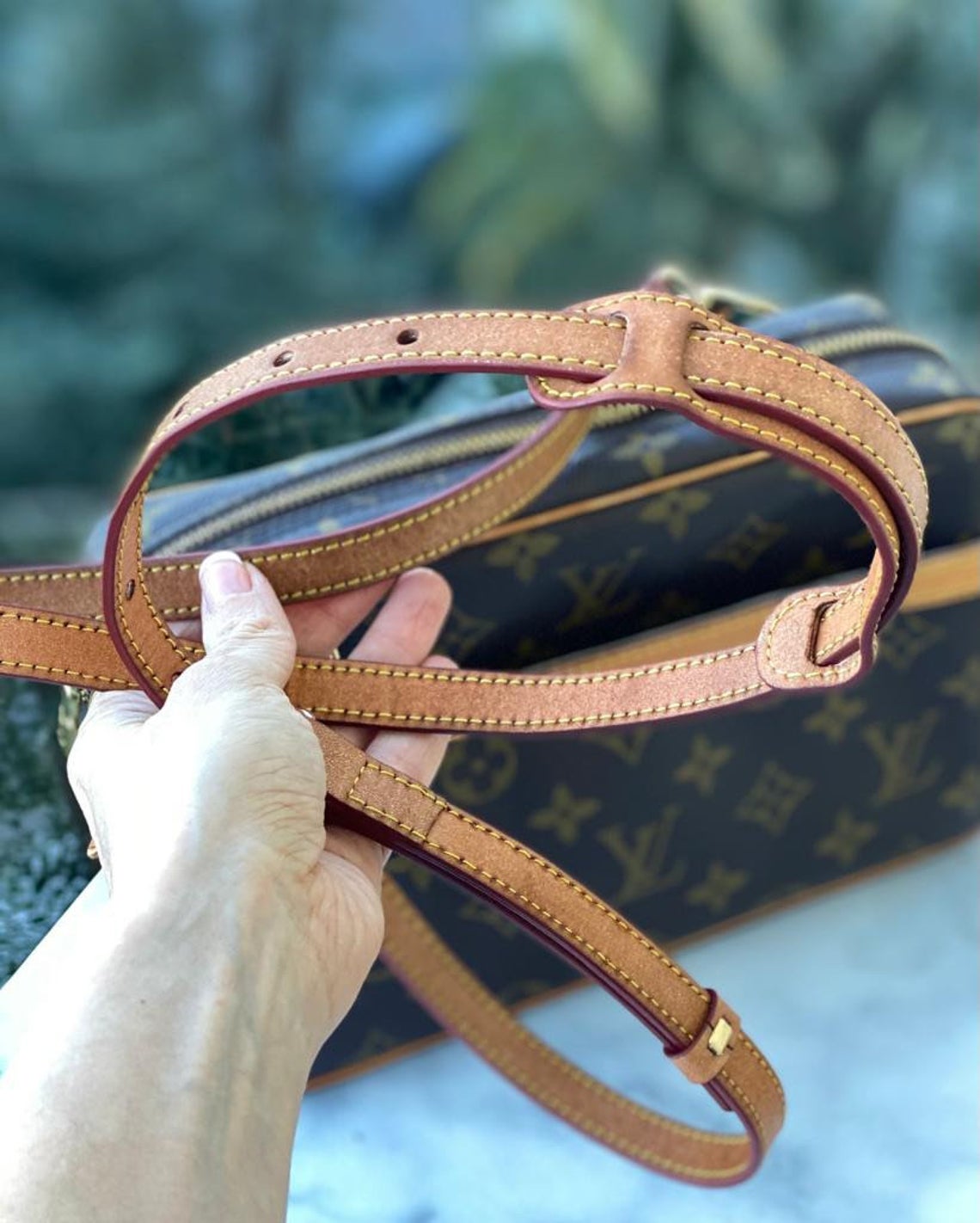 Vachetta Leather Adjustable Crossbody - Shoulder Pad option / Vegetable Leather - Honey Tanning Handmade Patina - Strap for GM Vintage Bags - Sexy Little Vintage