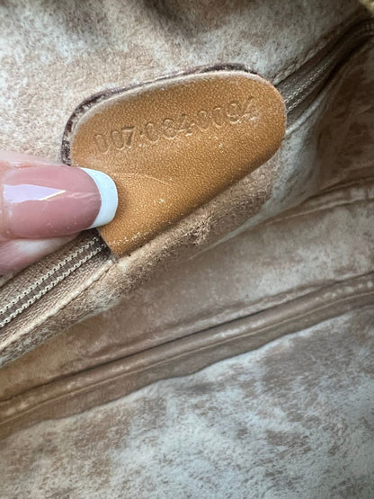 GUCCI VINTAGE CLUTCH + Complimentary Straps