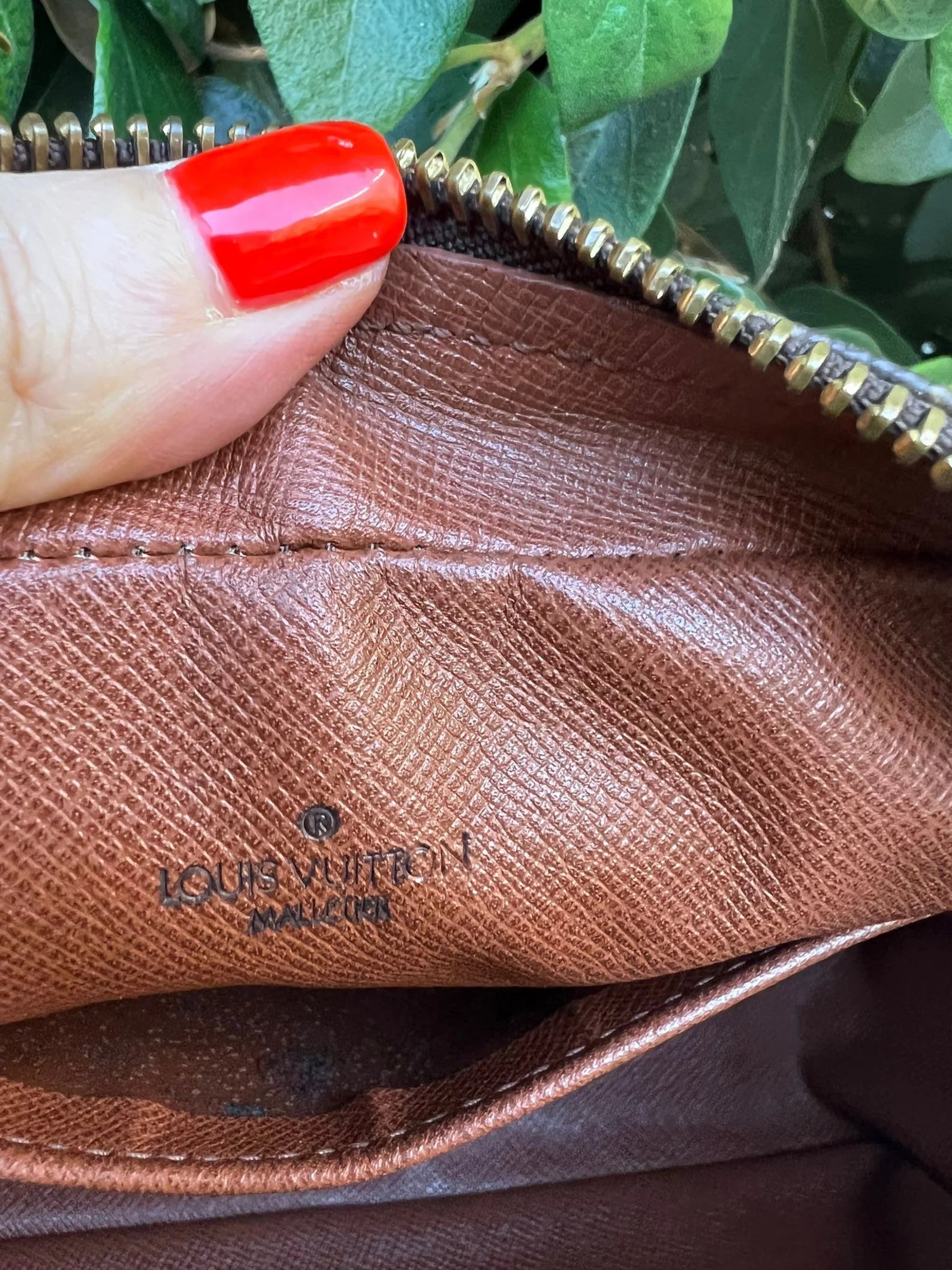 ❌❌SOLD💼💥Louis Vuitton Compiegne 23 Shoulder Bag